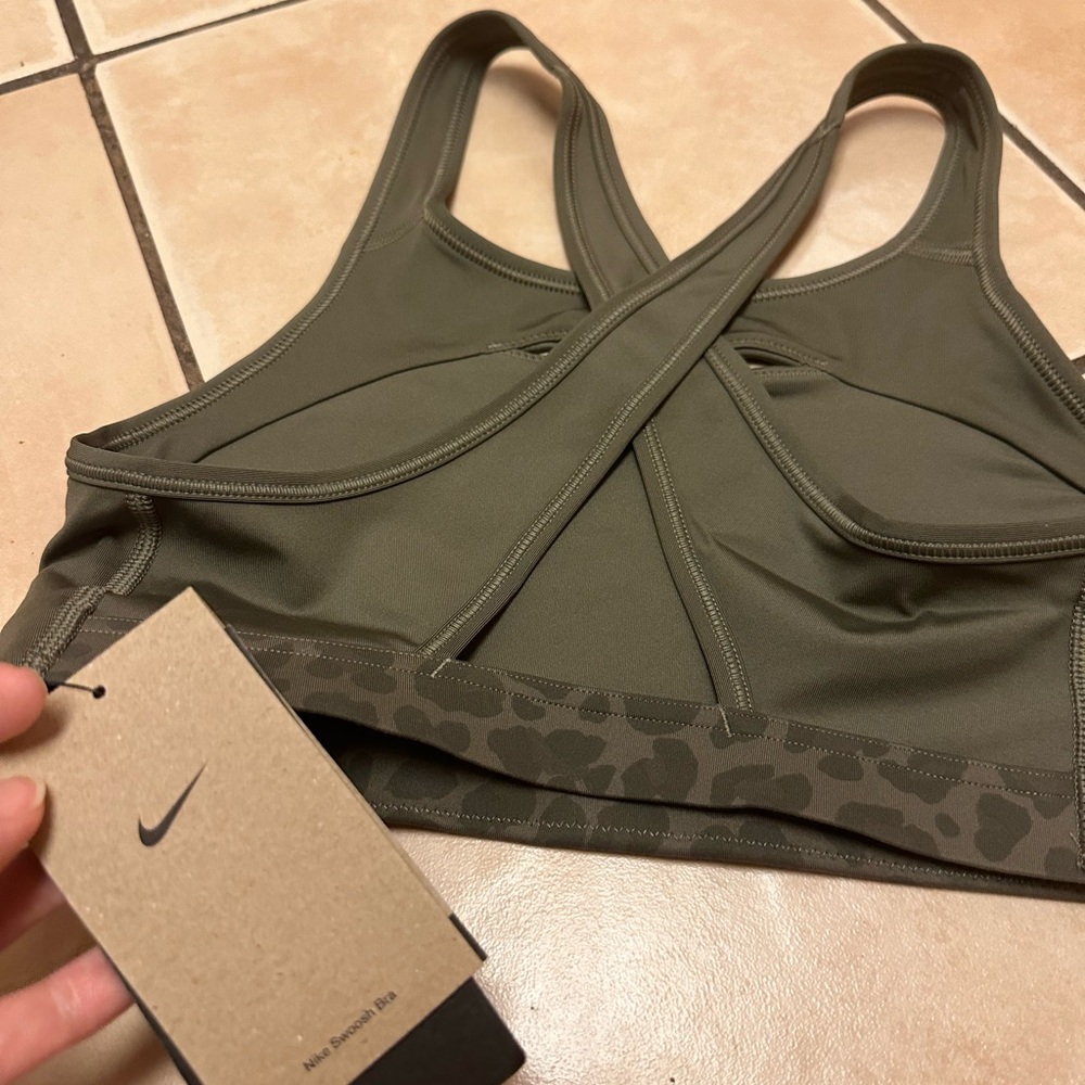 NWT Nike sports bra